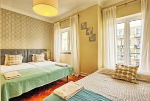 4 soverom, strykejern/-brett, wi-fi og sengetøy