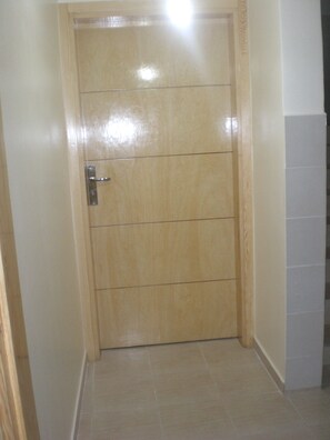 Unclassified image, 2 of 8, button