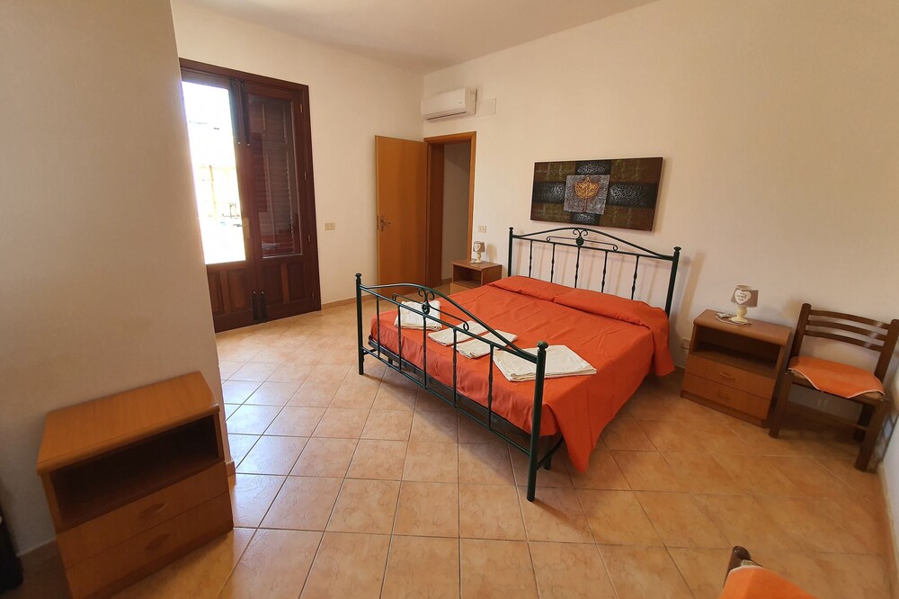 Studio VACANZE M & V Studio in SAN VITO LO CAPO