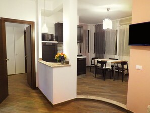 Dining - Brand new, cozy apartment in the heart of the city, in the countryside (Roma)