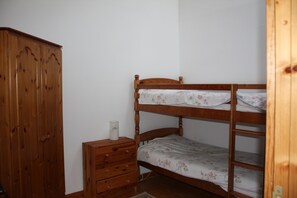 2 Schlafzimmer, Bügeleisen/Bügelbrett, kostenloses WLAN, Bettwäsche