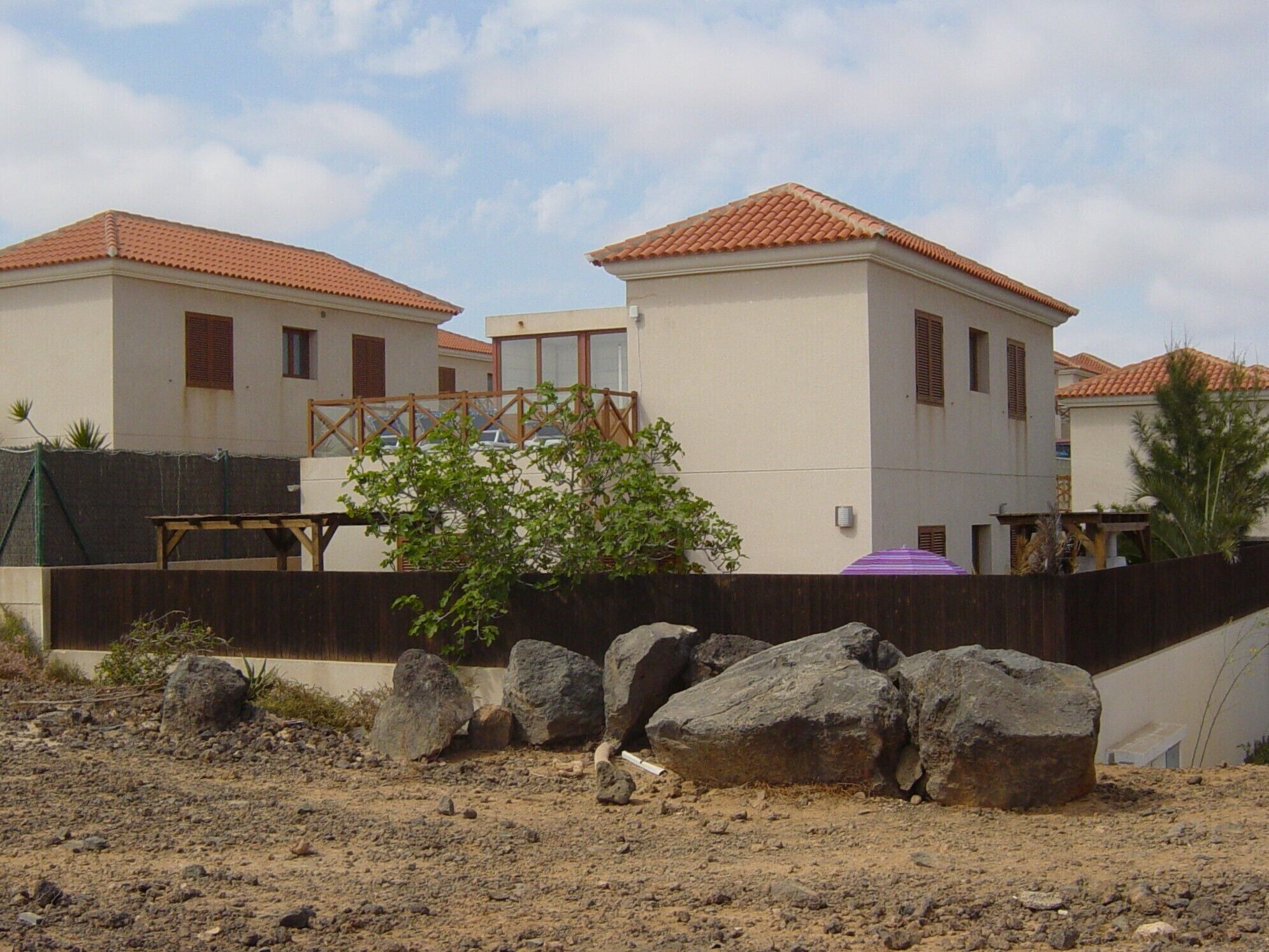 Detached  Villa with Swimming pool, Barbecue, Air conditioning and Pool table
