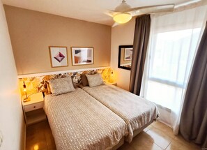 2 bedrooms, iron/ironing board, free WiFi, bed sheets