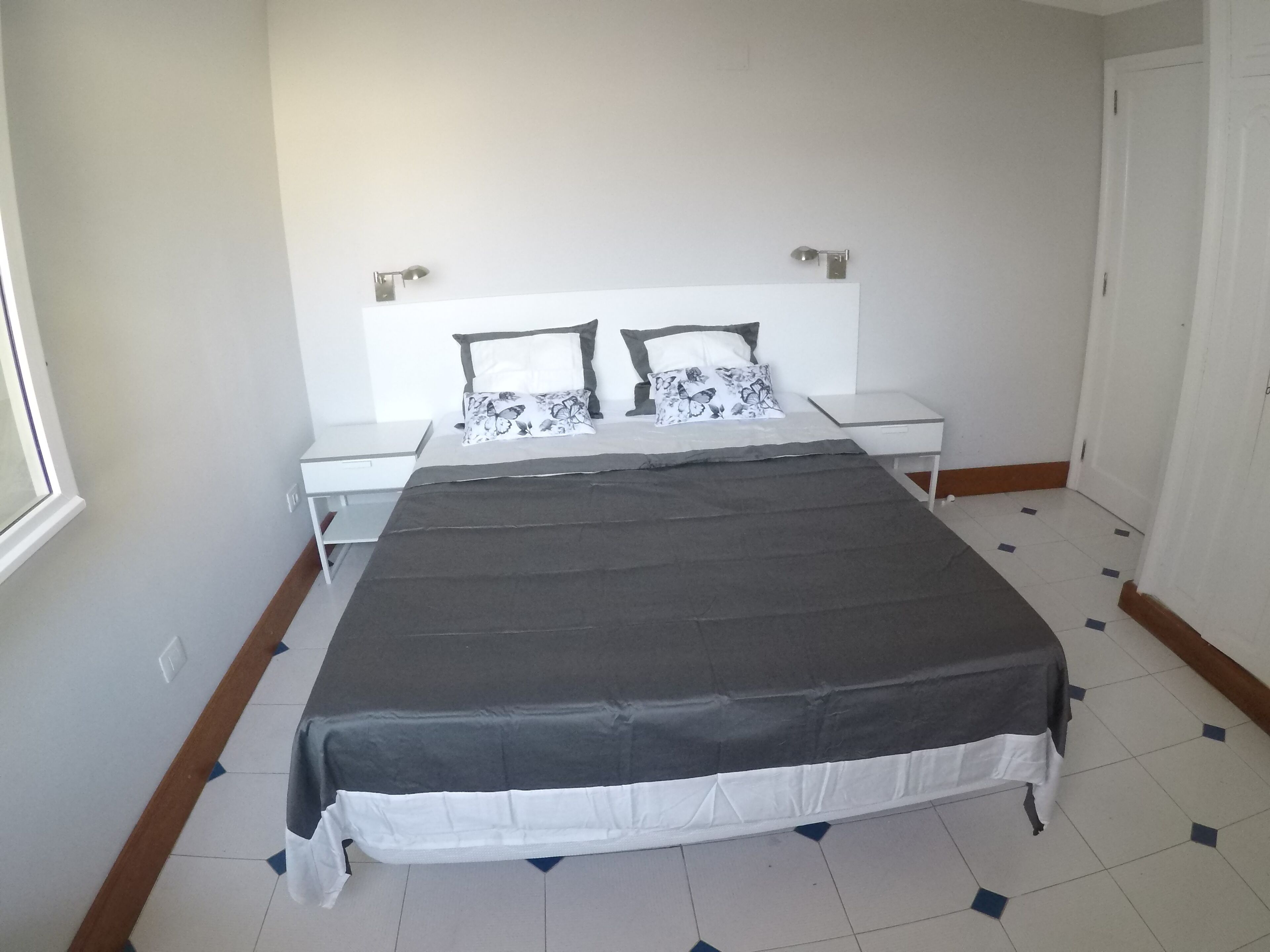 2 habitaciones y caja de seguridad en la habitación 