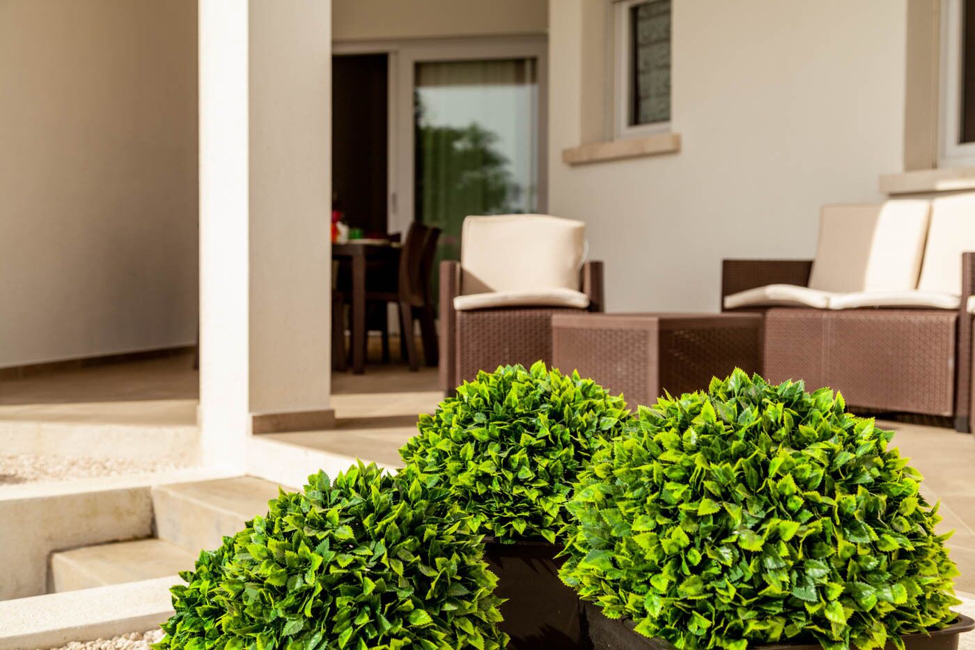 modern apartment 5 min from the sea with swimming pool, air conditioning and wi-fi