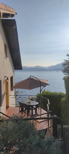 Haus mit privater Terrasse und wunderschönem Seeblick