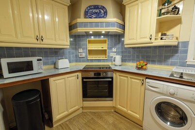 Central Lerwick holiday apartment