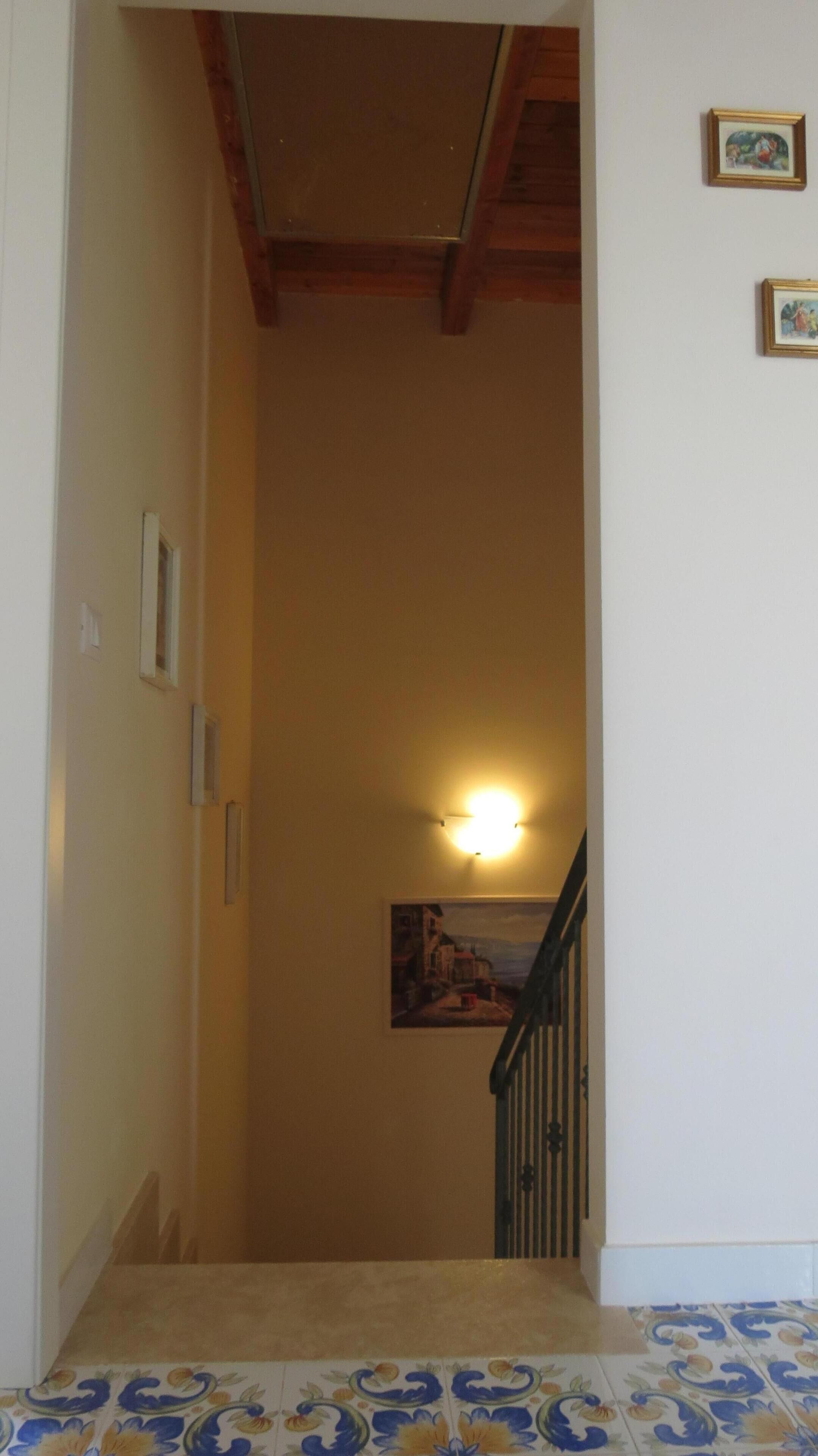 Betty's Rose Garden, with garden in 2-storey villa. CIR: 19082053C205123