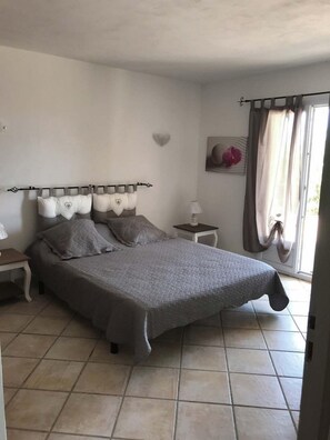 2 Schlafzimmer, Bügeleisen/Bügelbrett, kostenloses WLAN, Bettwäsche