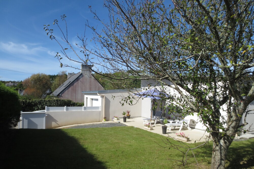 HOUSE ALL COMFORT 500 m beach and shops