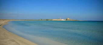 VILLA AURORA A MARZAMEMI A 100 M. VAN DE ZEE