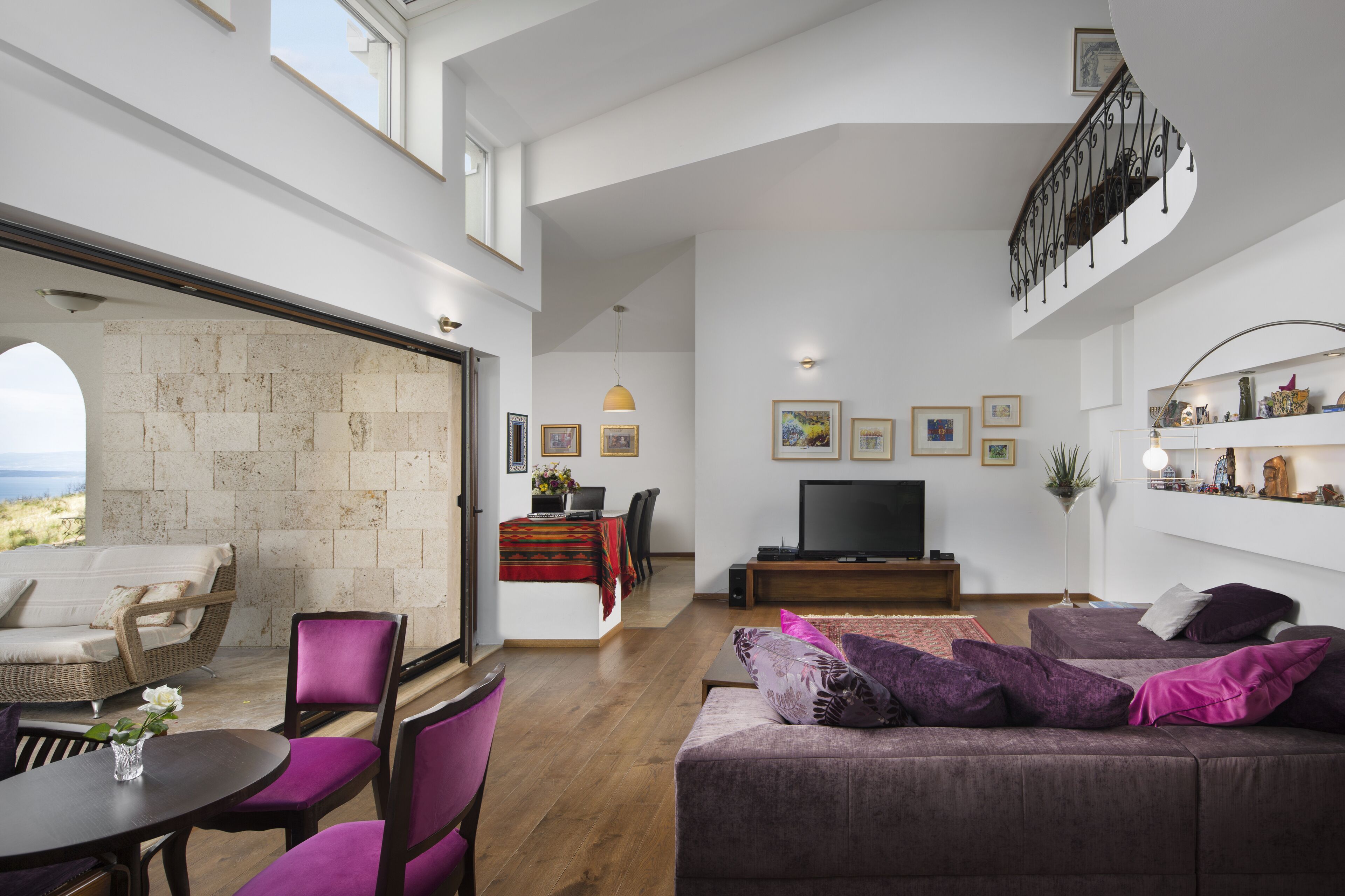 Smart-TV, Kamin, DVD-Player, Tischfußball