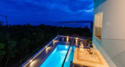 Exclusive Villa Rina Crikvenica 5 * with heated pool and panoramic sea view