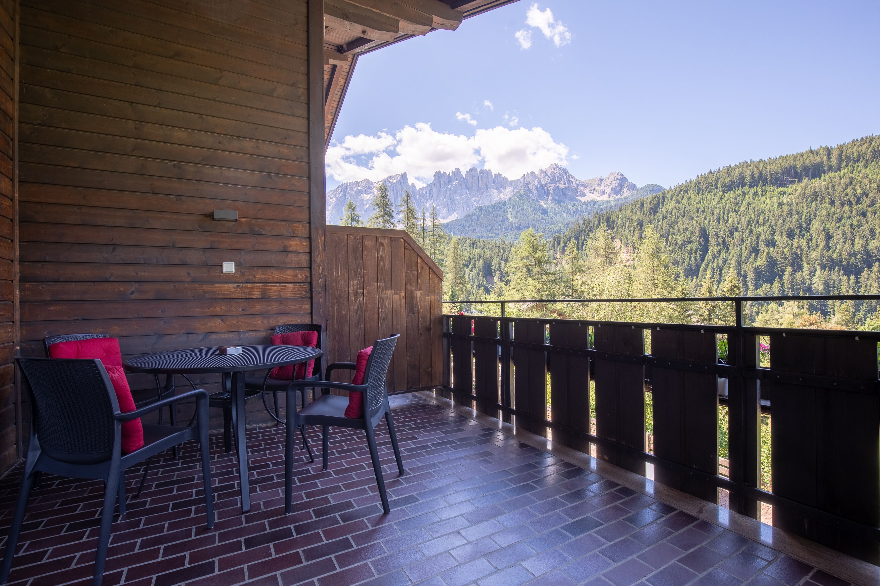 Aussicht Terrasse Latemarblick