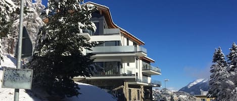 Extérieur