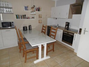 Køleskab, mikrobølgeovn, ovn, opvaskemaskine