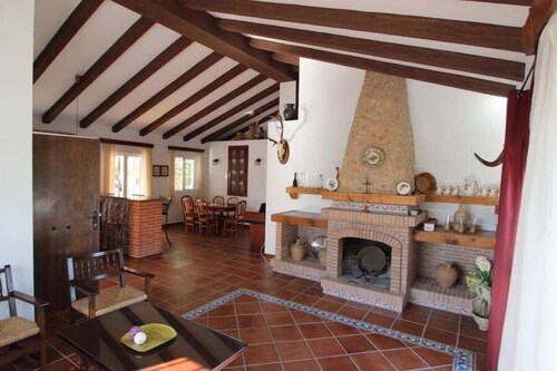 Großer Pool, Terrasse un Garten, andalusische Atmosphäre, Mückengitter - Casa Pradillo -