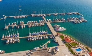 Marina - Holiday Home in Vinišće with Seaview, Balcony, Air condition, WIFI (3484-1) (Vinišce)
