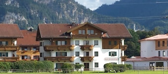 Luxusferienwohnung (160 qm) in Bestlage zu Füßen Neuschwansteins
