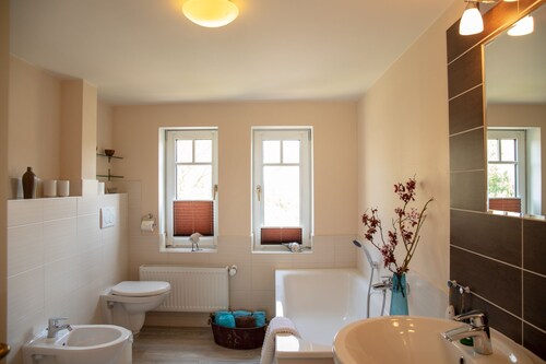 5 Sterne - Exklusives Friesenhaus  mit Meerblick,  Sauna, WLAN, rollstuhlgerecht