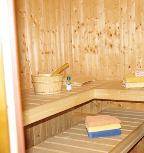 Sauna - Exclusive Friesenhaus * * * * * with sea views, sauna, wireless, disabled (Husum/Schobüll)