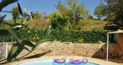 Apt. in the heart of the Alpilles, at the gates of the Camargue