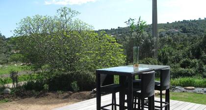 Maison de charme, tranquillité-Vue montagne-10mn de Porto Vecchio et ses plages