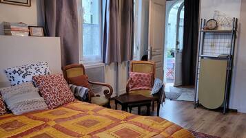 1 bedroom, iron/ironing board, travel crib, free WiFi