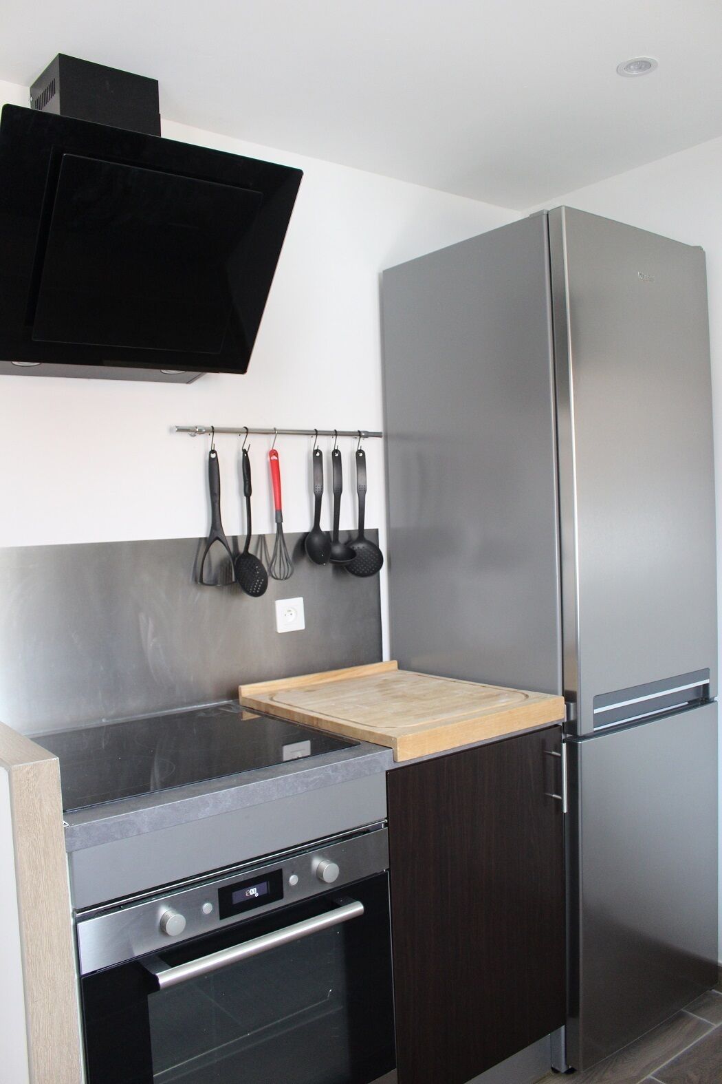 Charming cottage with heated indoor pool and quiet near the sea