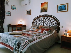 2 bedrooms, desk, iron/ironing board, free WiFi - Welcome to U MERULU of "Vacances-a-moriani", a charming corsican apartment for 6 (San-Nicolao)