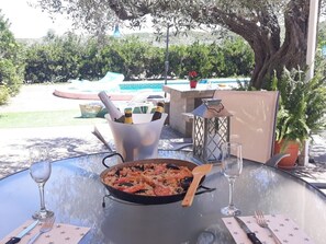 Outdoor dining - Finca with private pool & mountain views, dogs welcome. (El Perello)