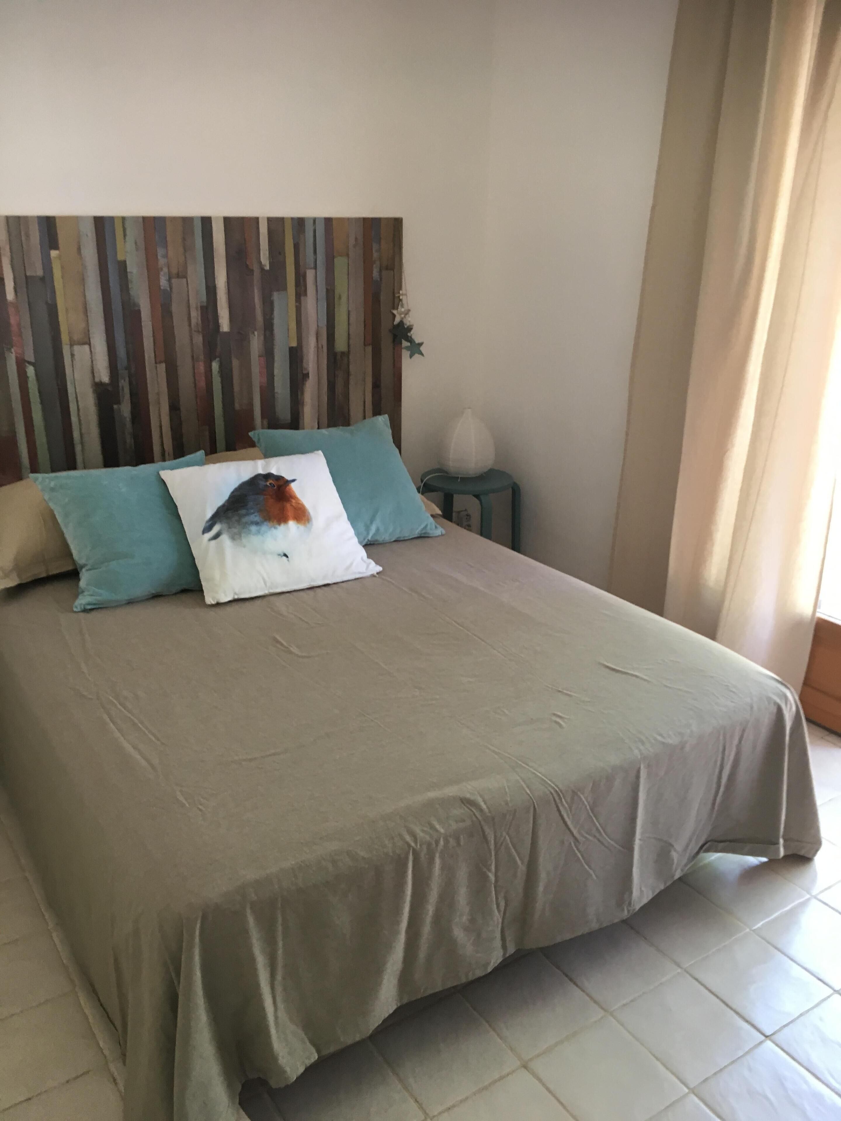 2 chambres, fer et planche à repasser, Wi-Fi gratuit, draps fournis