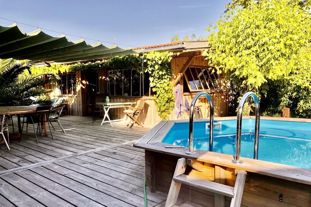 friendly house, timber construction, traditional exposed beams