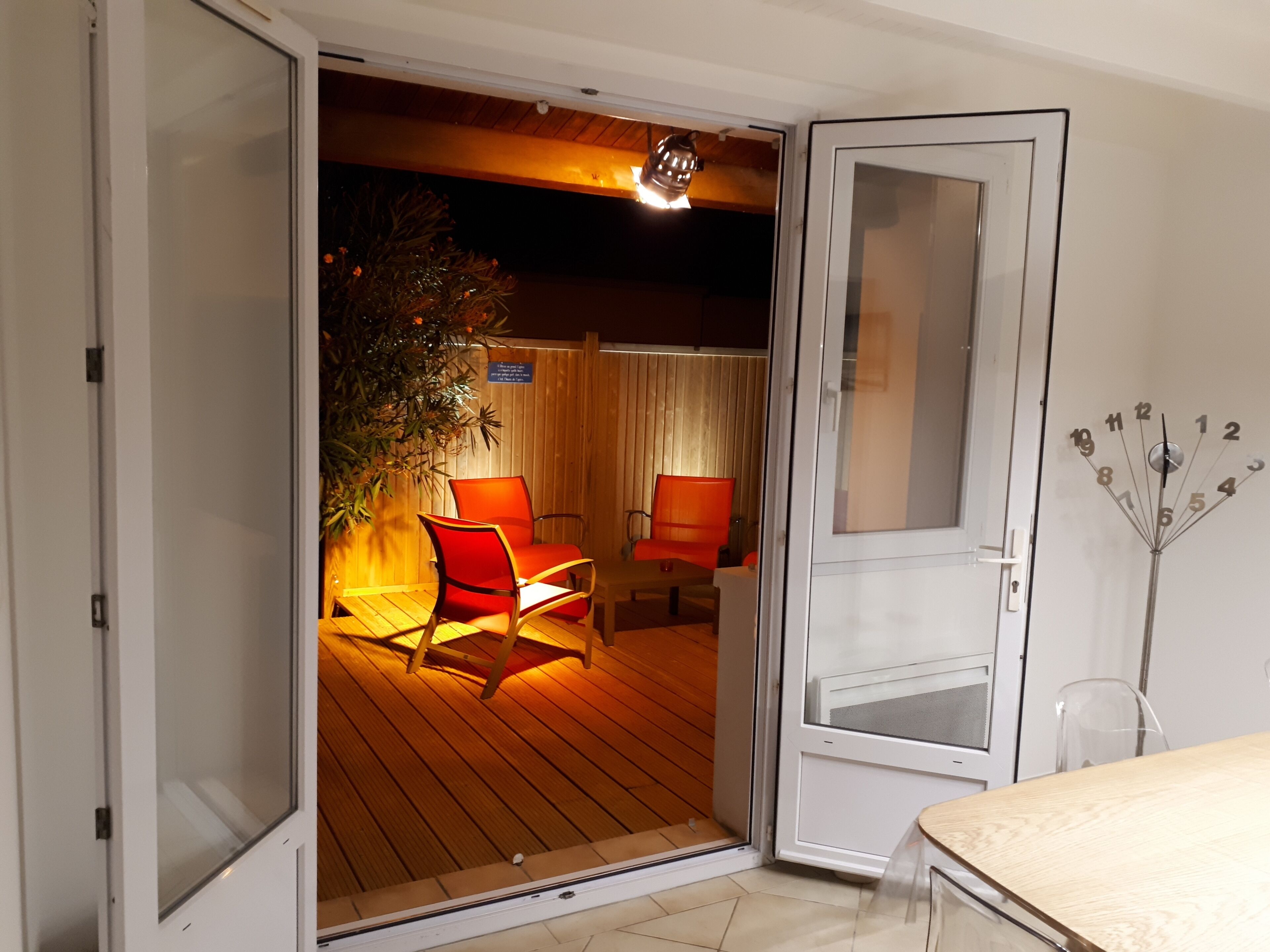 Comfortable villa renovated in 2017 in a quiet residential area