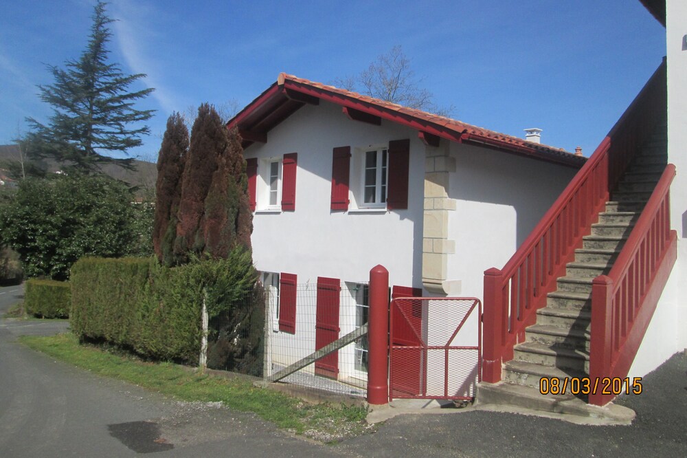 house with small garden sare bourg, near saint jean de luz, basque country