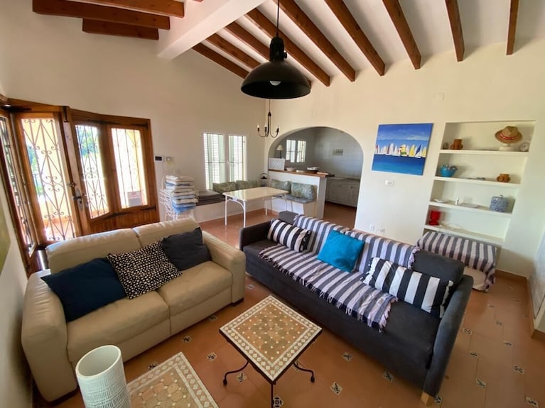 The Perfect Holidays Villa - Great Views - Beach Near By. - 알테아