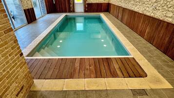 Opvarmet pool