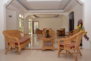 Nicht klassifiziertes Bild, 2 von 29, Schaltfläche