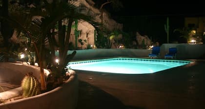 Beautiful 3 Bedroom Poolside Homes Near Pickleball & Beach