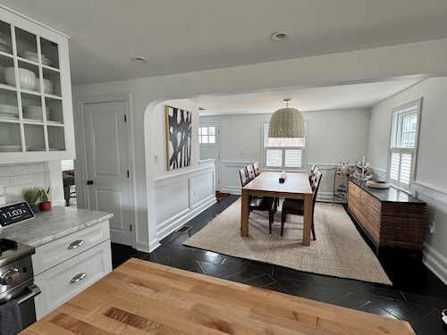 Wonderfully renovated family-friendly home located near Boston and Lexington