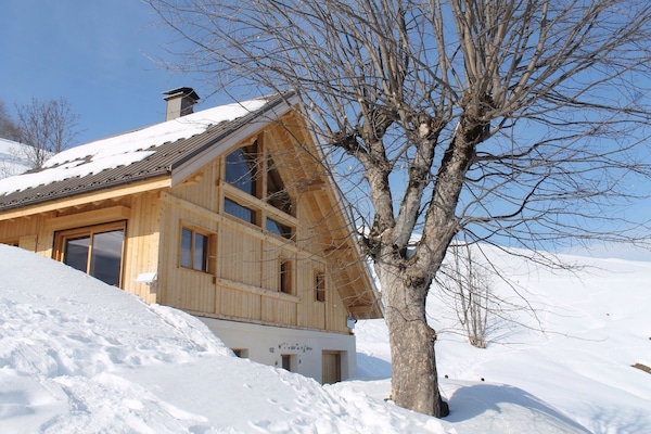 Chalet 220 M2 vu de face