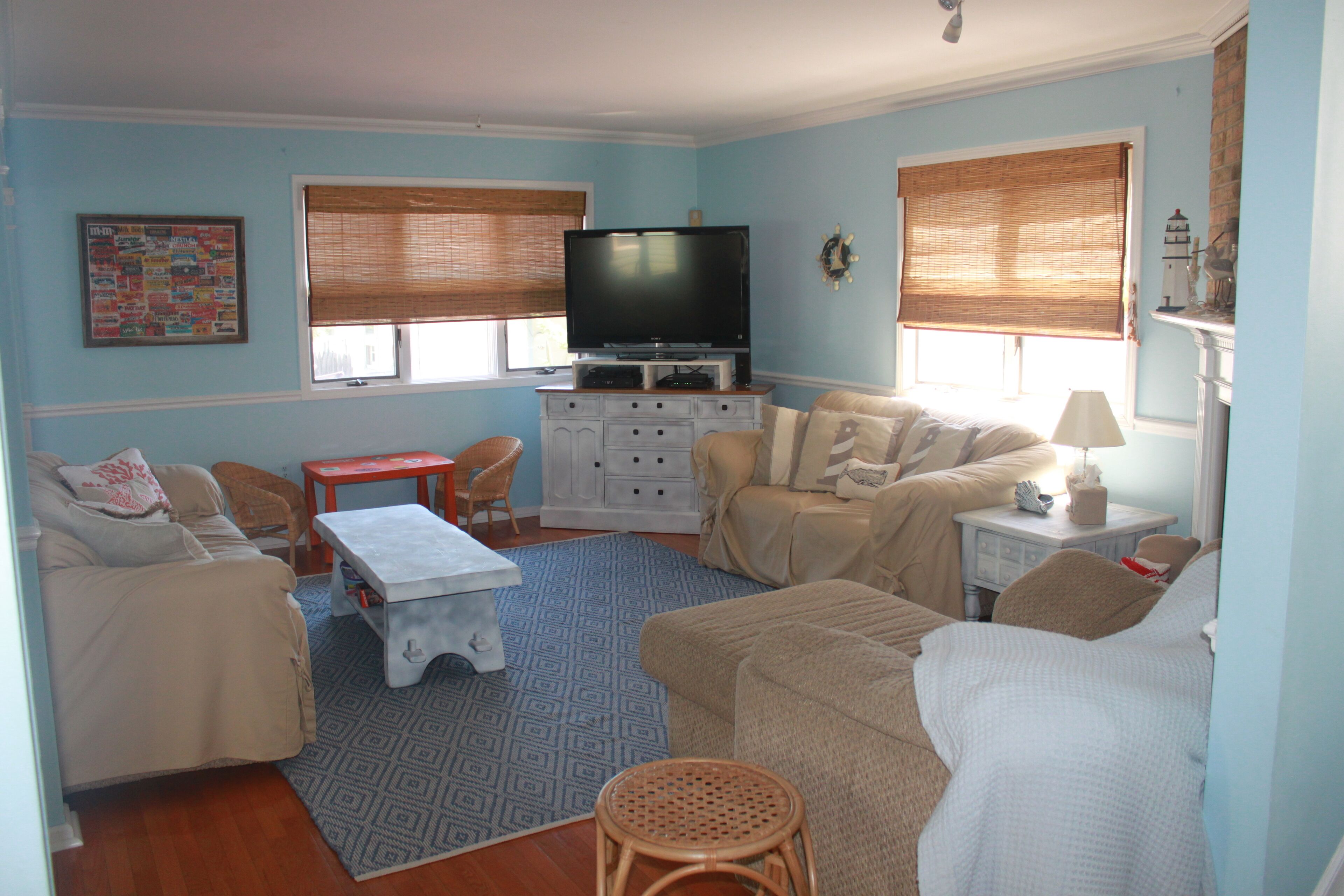 Walking Distance to the Beach, Beautiful Sunset Views + Voted #1 Beach in NJ...