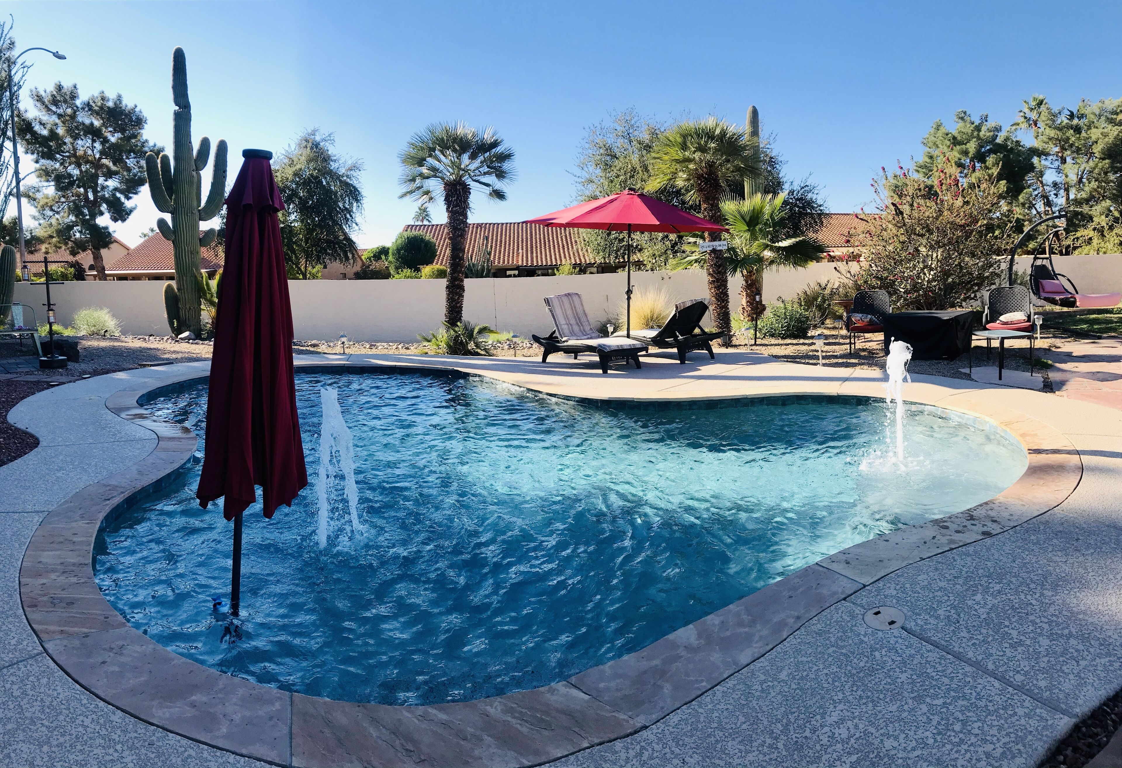 🌴 Private HotTub & Pool~Lrg fenced back yard~Restaurants~Golf Cart~Pet friendly🌴