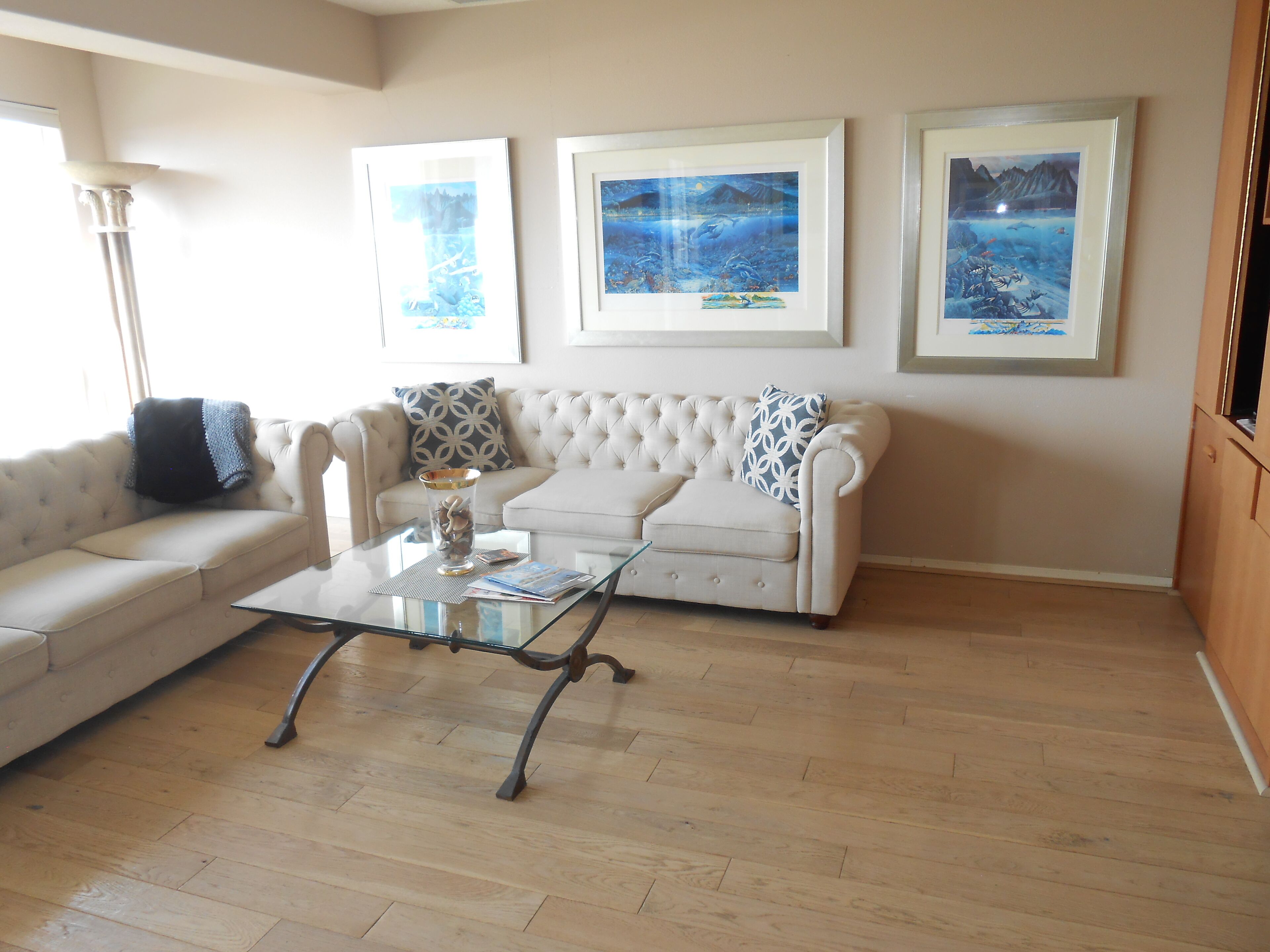 OCEANFRONT TOP FLOOR PENTHOUSE 3BED/3BATH CONDO ON PROM WALKING DISTANCE TO TOWN