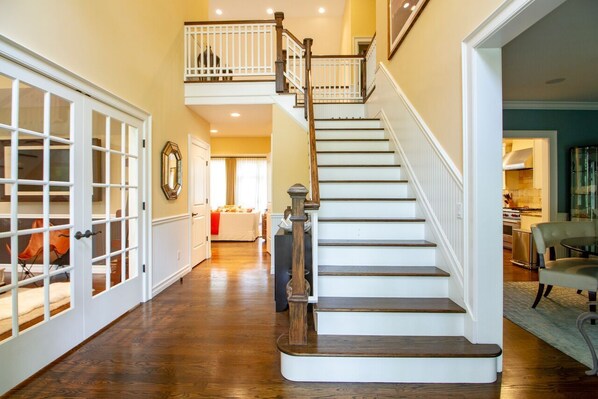 Interior - Hampton Private Retreat - last minute offer June 23- (Southampton)