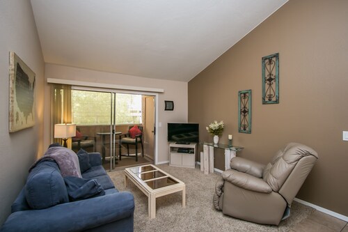 GREAT condo rental conveniently located in Mesa/Phoenix  
