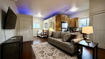 Smart TV, DVD player, stereo