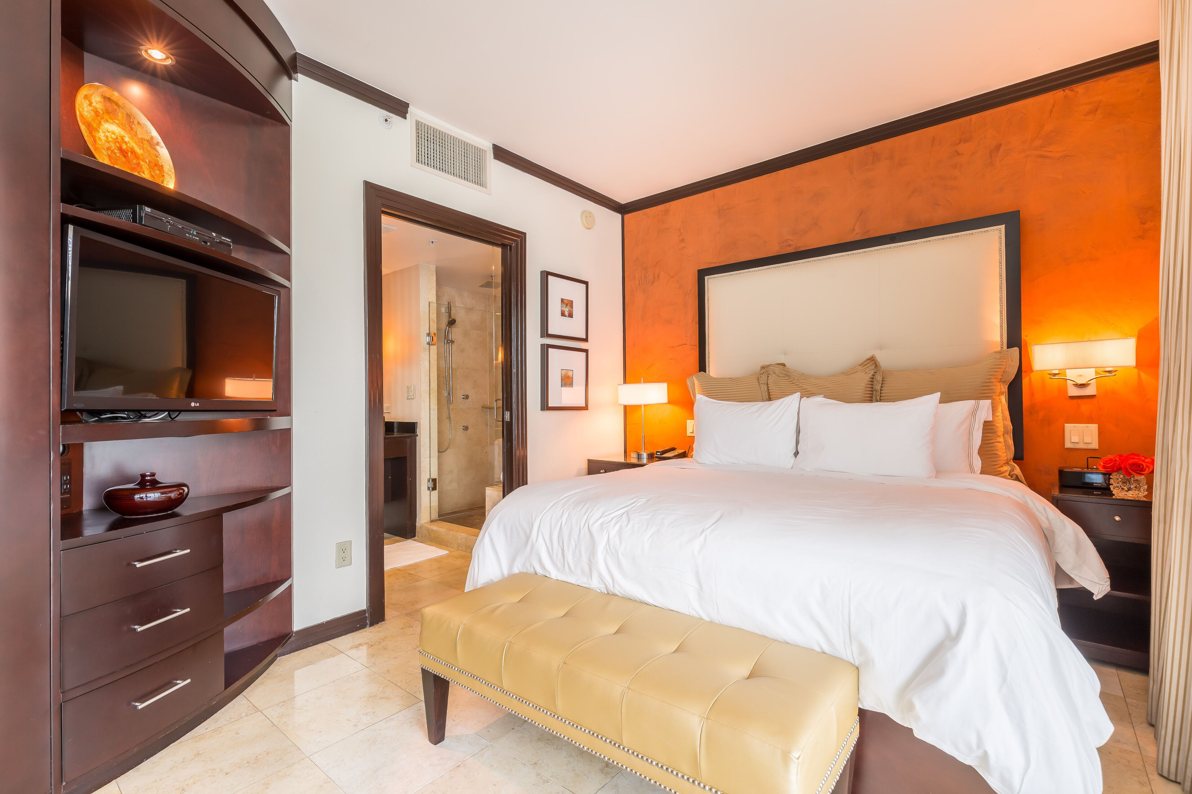 Luxury Ocean View Penthouse w/ Private Rooftop Hot Tub, Steps to Beach