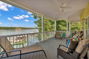Property grounds - Lookout at Stoney Point - Wraparound porches to view the lake! (Double Springs)