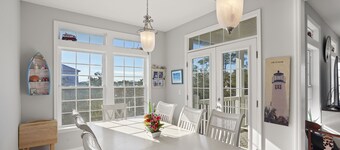 Avatar By The Sea - Gulf view home, Pet friendly, Private pool, Short stroll to